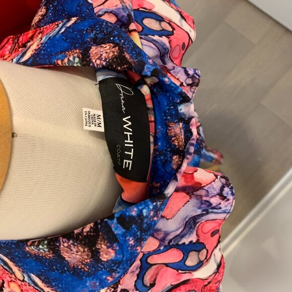 Raincoat - Picture 7 of 7